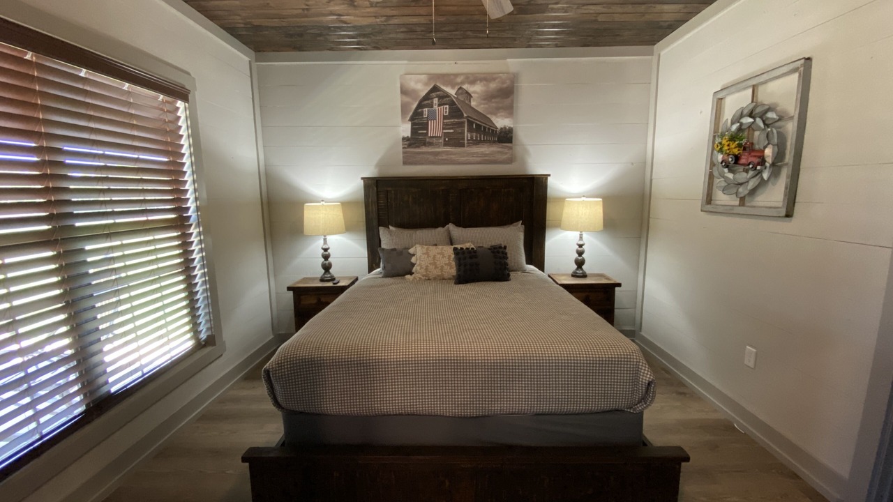 Photo of Bedroom in Caldwell
