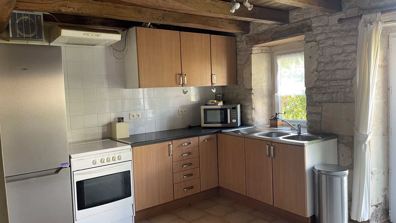 Photo of Kitchen in Duil-sur-le-Mignon