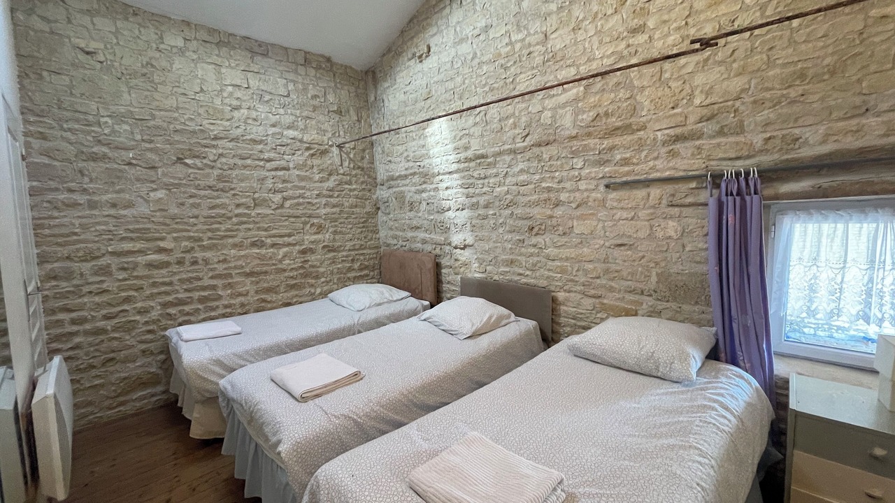 Photo of Bedroom in Duil-sur-le-Mignon