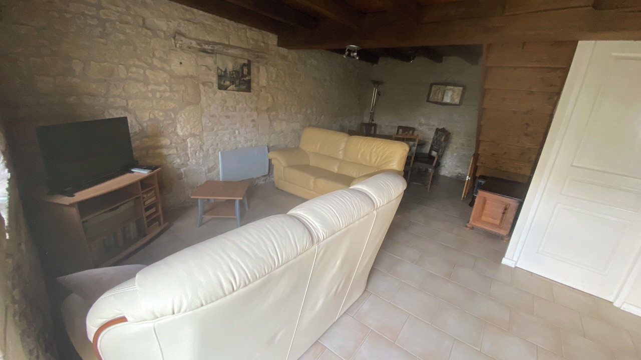 Photo of Livingroom in Duil-sur-le-Mignon