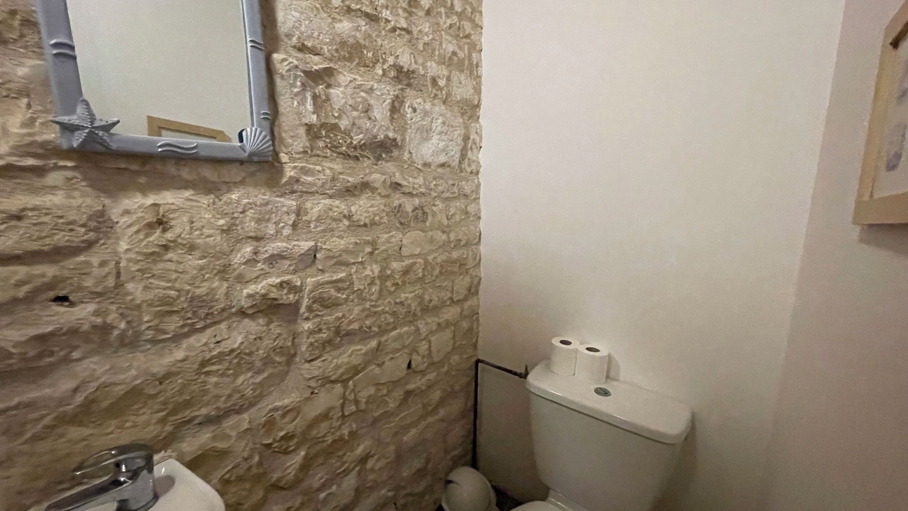 Photo of Bathroom in Duil-sur-le-Mignon