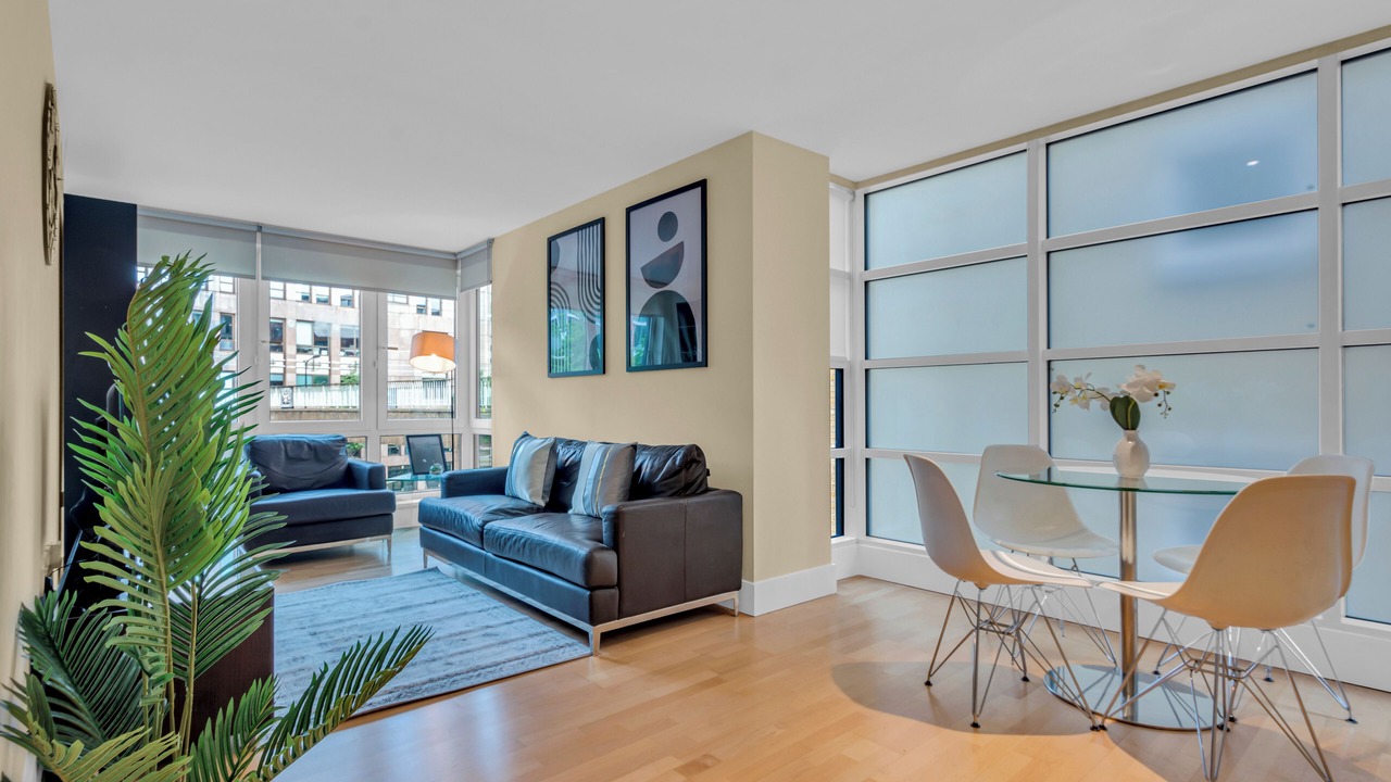 Photo of Livingroom in Queenhithe