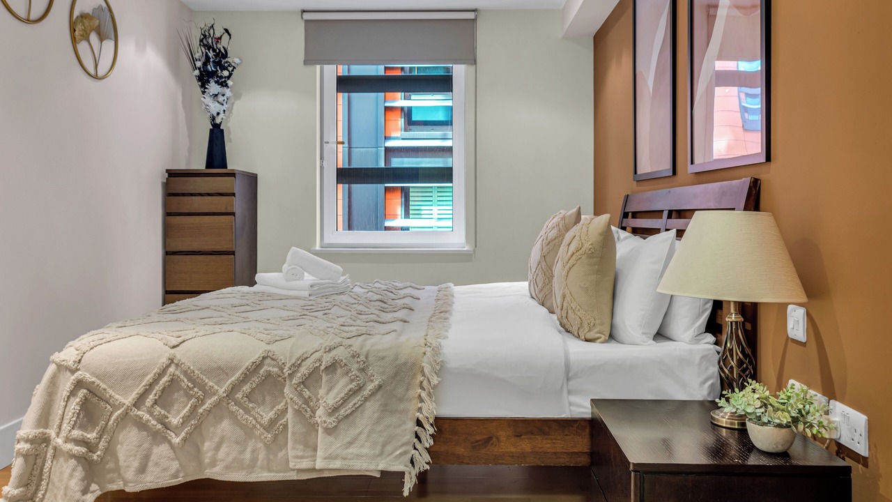 Photo of Bedroom in Queenhithe