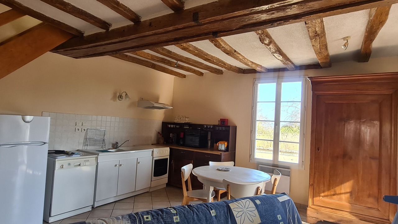 Photo of Kitchen in Saint-Cyr-en-Bourg