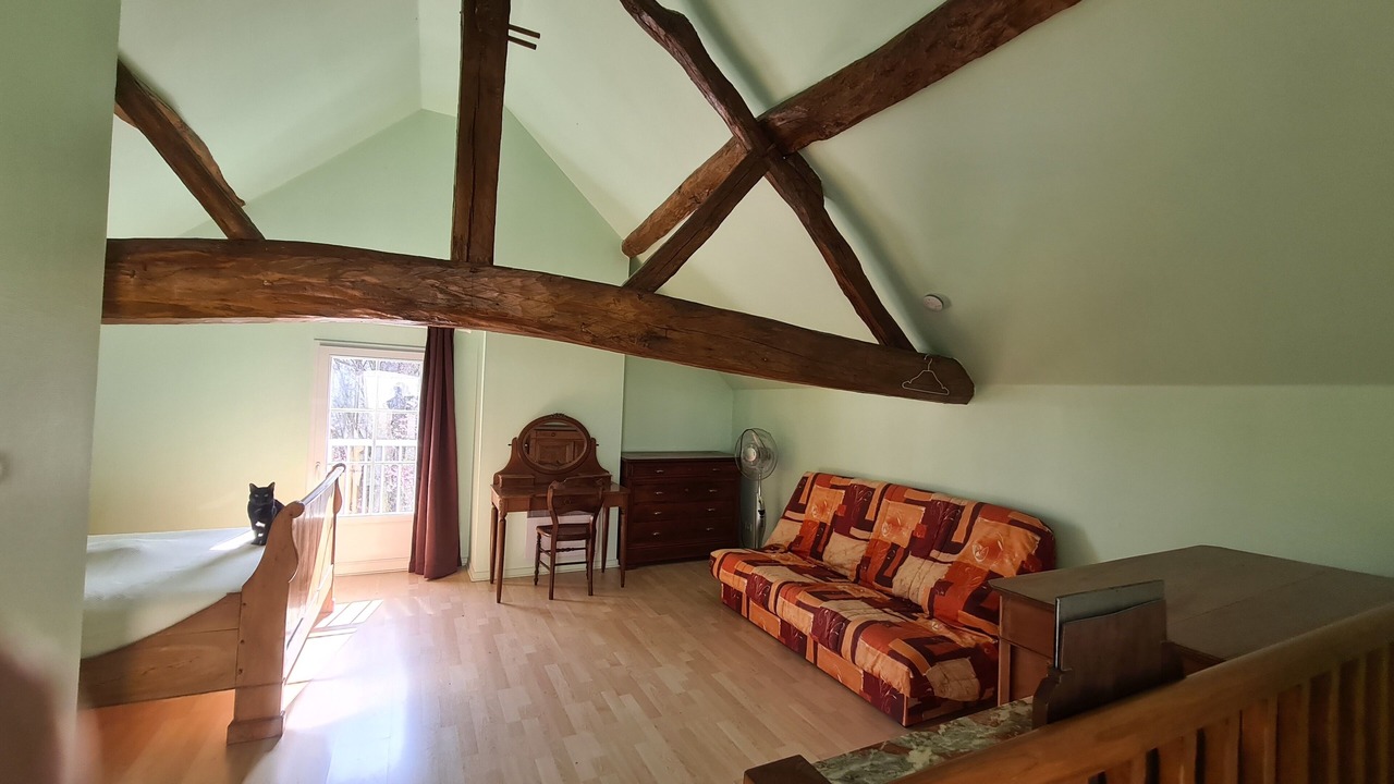 Photo of Others in Saint-Cyr-en-Bourg