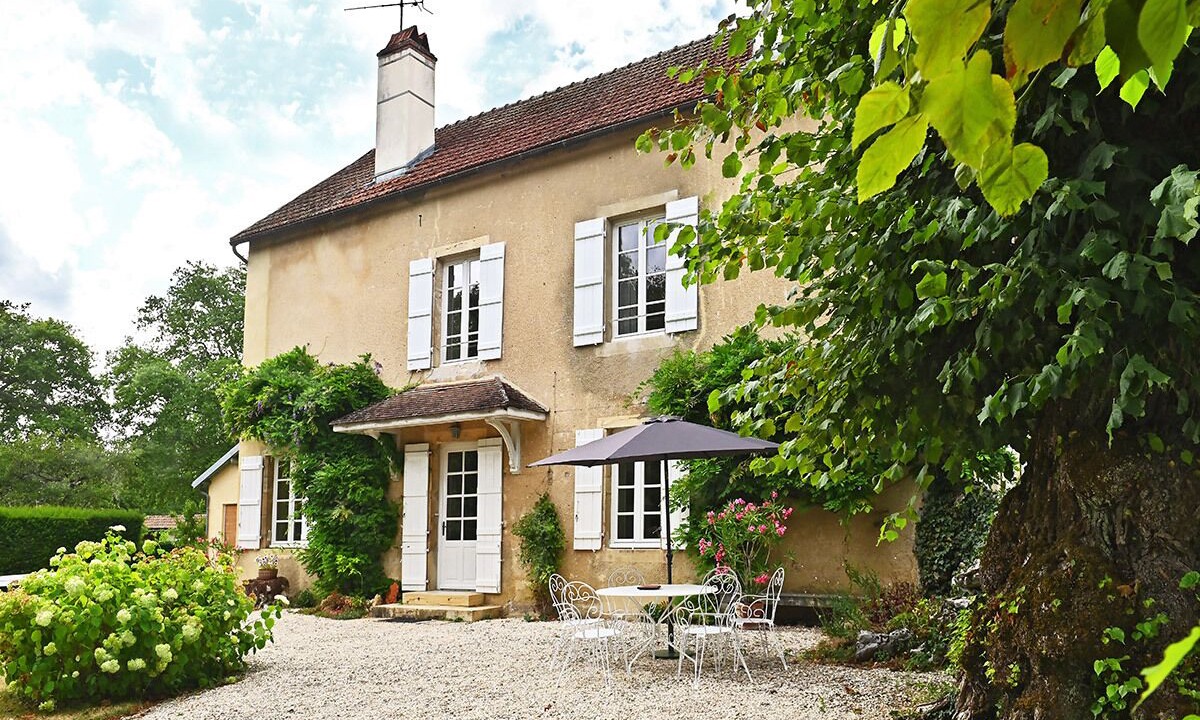 Photo of Outdoor in Commarin