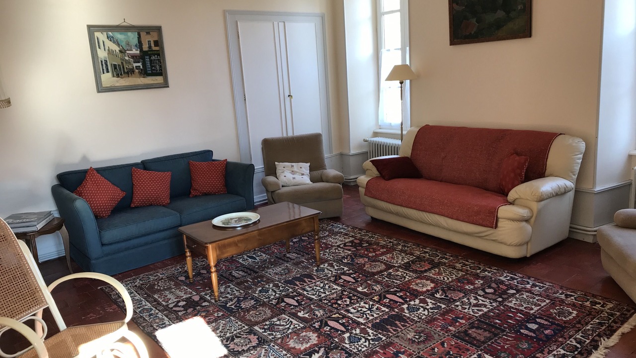 Photo of Livingroom in Commarin