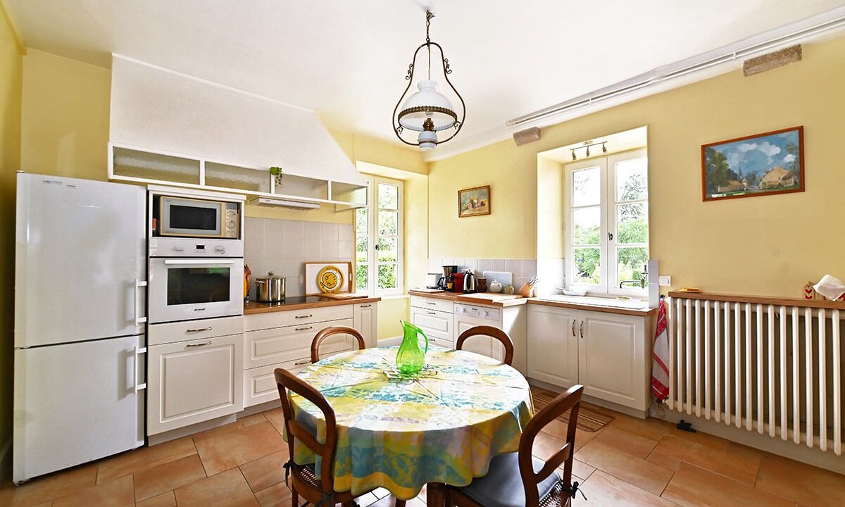 Photo of Kitchen in Commarin