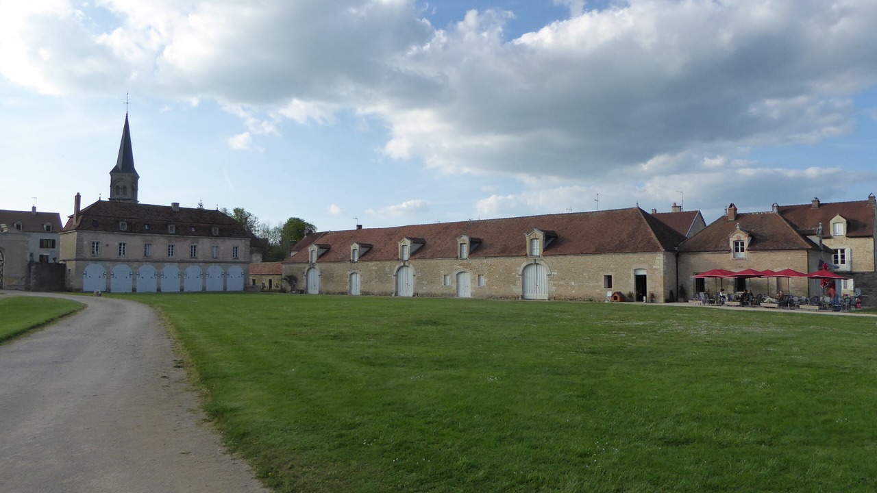 Photo of Outdoor in Commarin