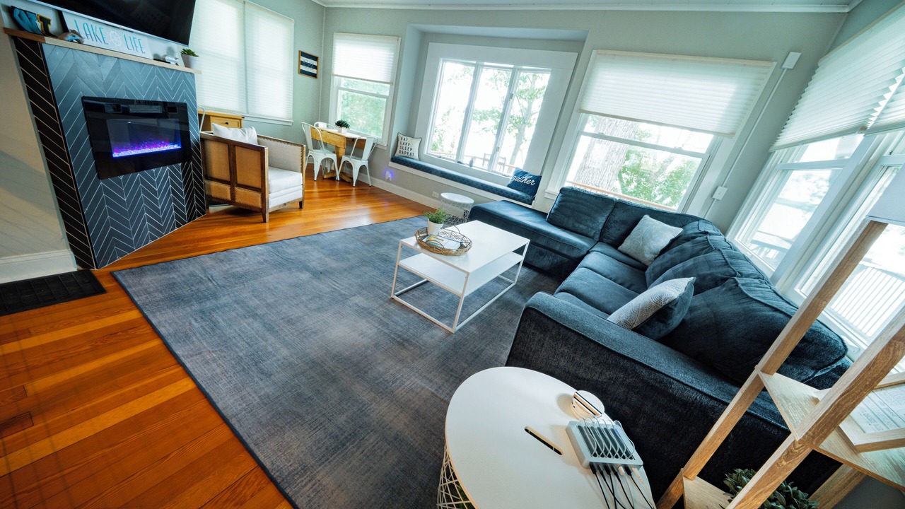 Photo of Livingroom in Newville
