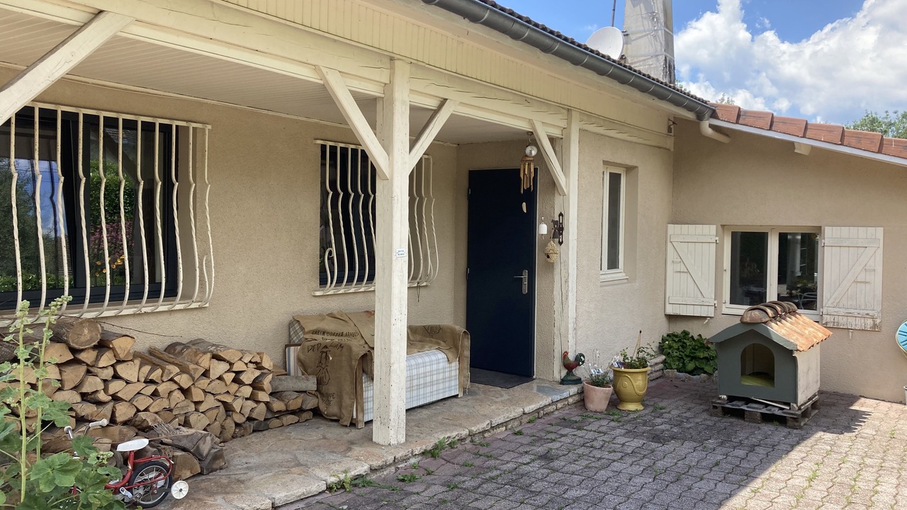Photo of Patio Balcony in Saint-Martin-d'Uriage