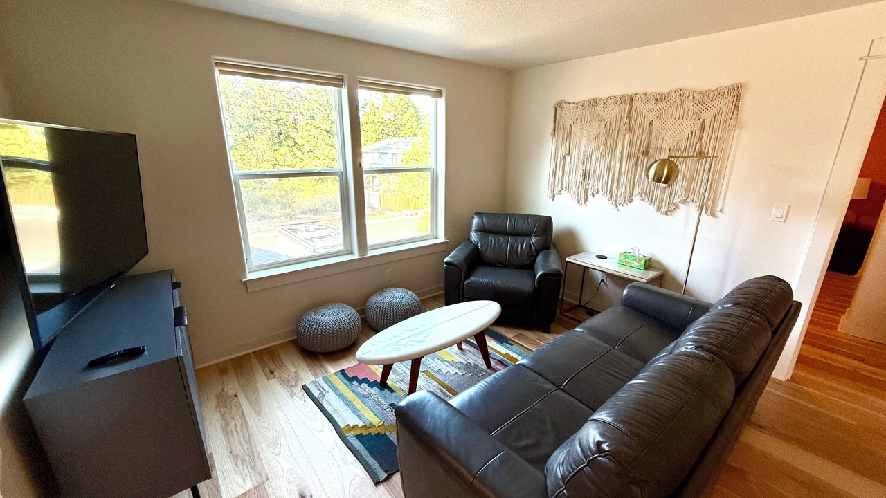 Photo of Livingroom in Rockaway Beach