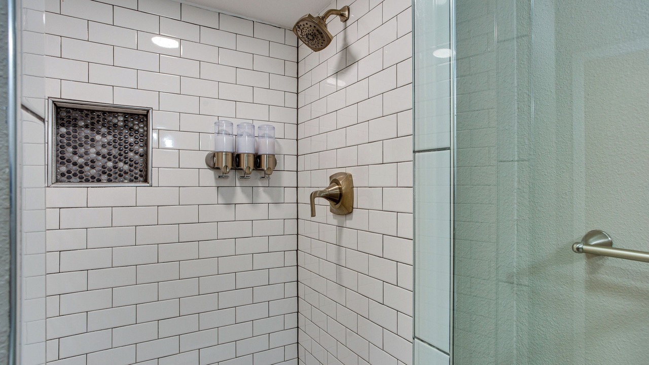 Photo of Bathroom in Pottsboro