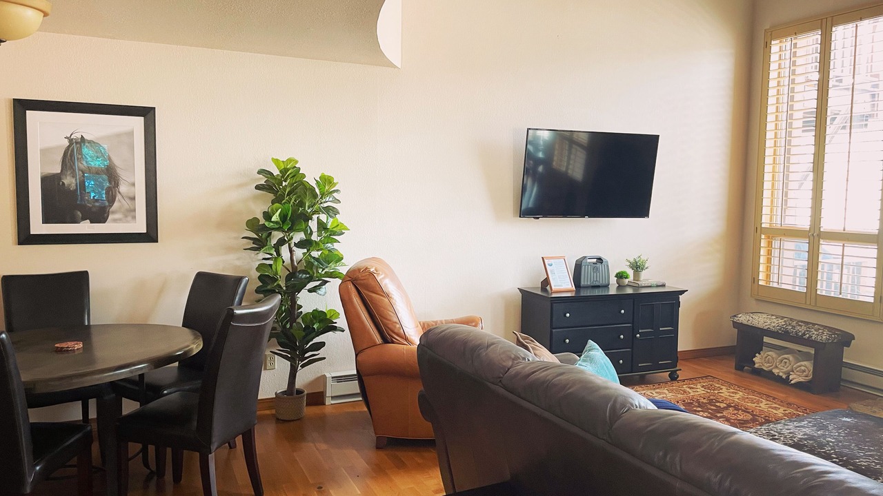Photo of Livingroom in Purgatory