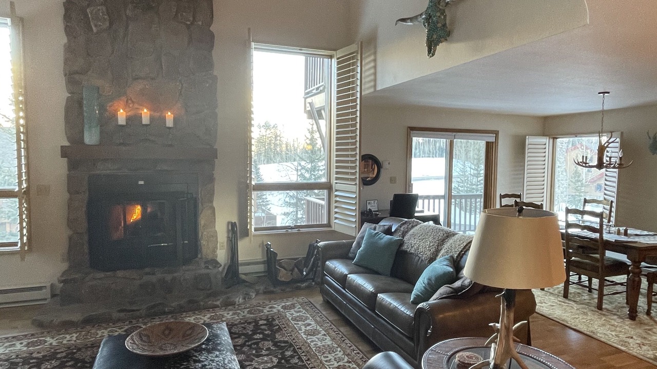 Photo of Livingroom in Purgatory