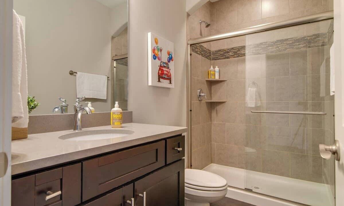 Photo of Bathroom in Edgehill