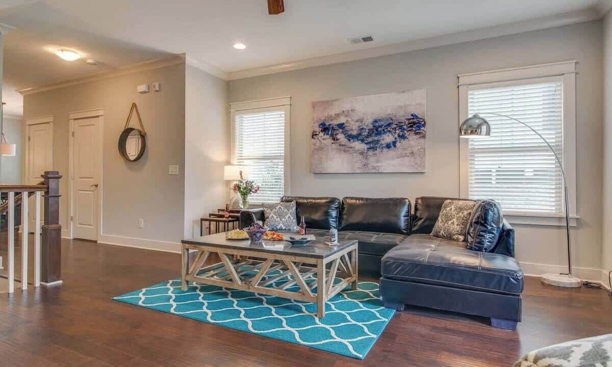 Photo of Others in Edgehill