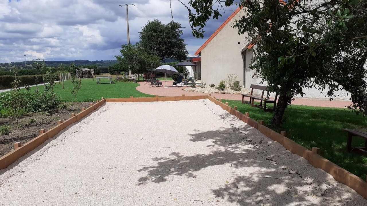 Photo of Outdoor in Sully