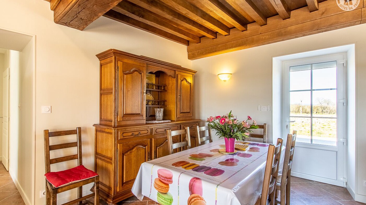 Photo of Others in Sully