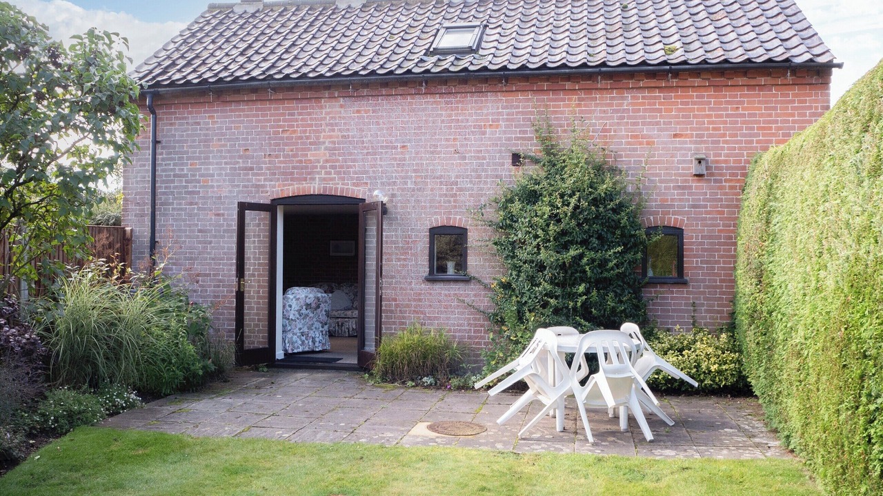 Photo of Outdoor in Wood Norton