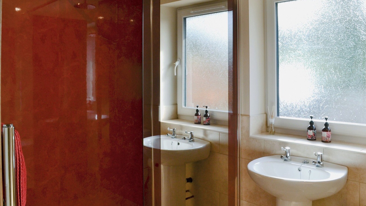 Photo of Bedroom in Alford