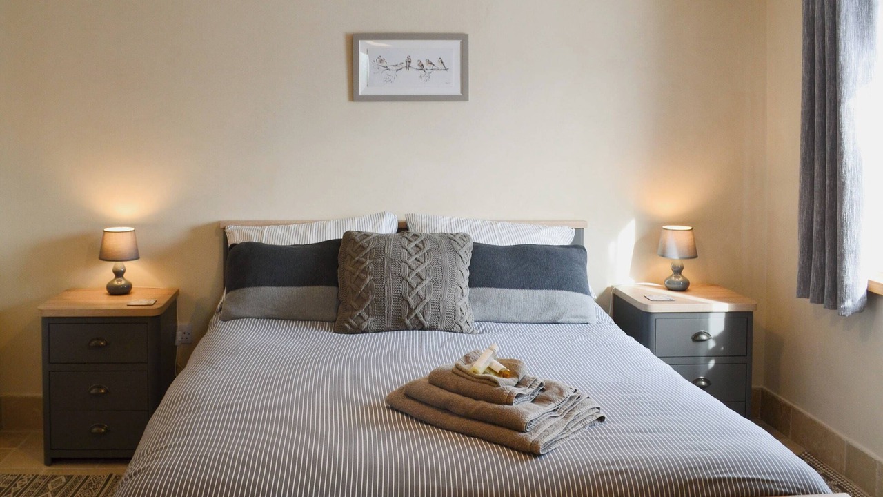 Photo of Others in Alford