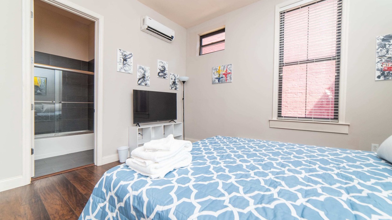 Photo of Bedroom in Allegheny-West