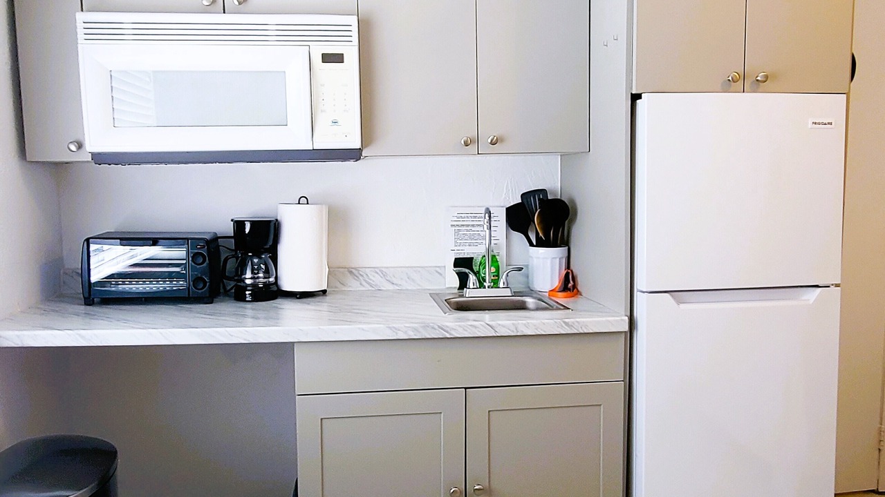 Photo of Others in South of Fifth