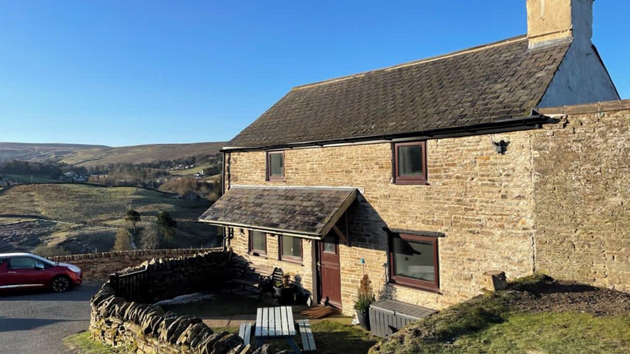 Photo of Others in Alston