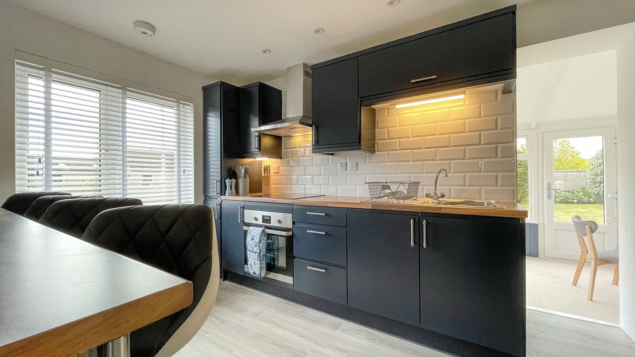 Photo of Others in Tain