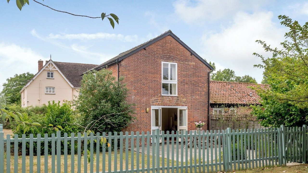 Photo of Outdoor in Eye