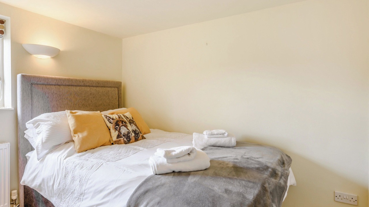 Photo of Others in Eye