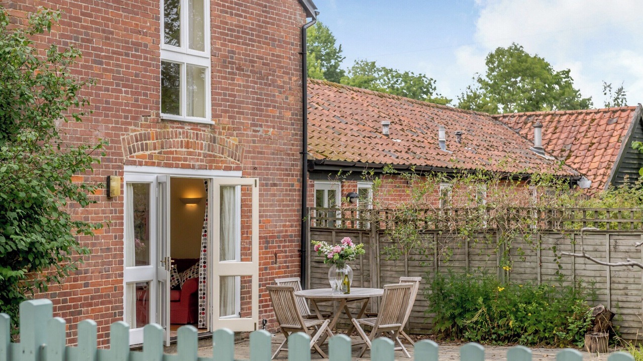 Photo of Outdoor in Eye