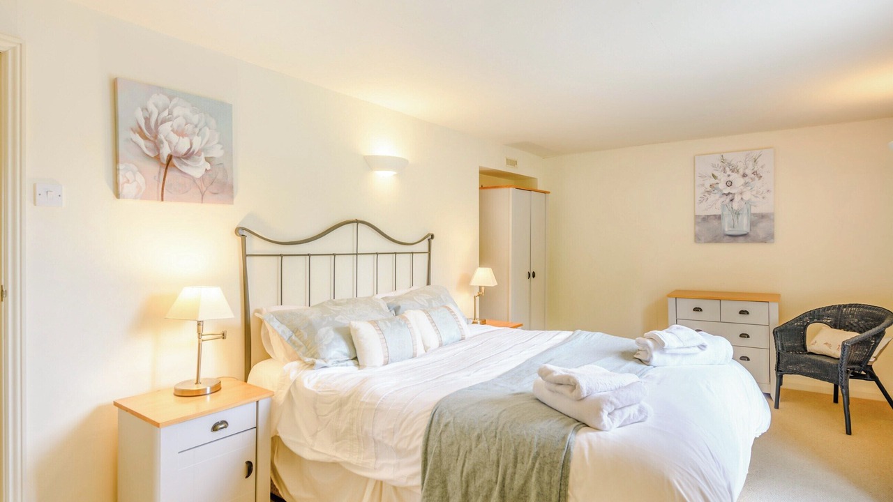 Photo of Others in Eye