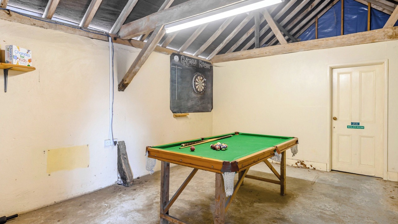 Photo of Bedroom in Eye