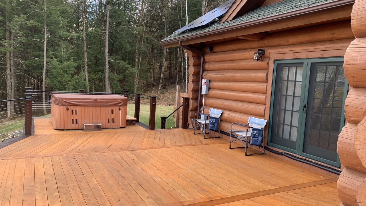 Photo of Patio Balcony in Bolton Landing
