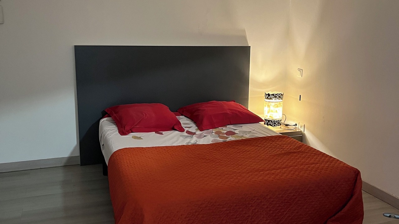 Photo of Bedroom in Villeneuve-les-Beziers