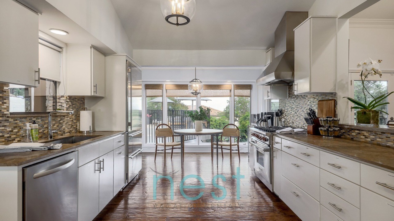 Photo of Outdoor in Westview On Lake Austin