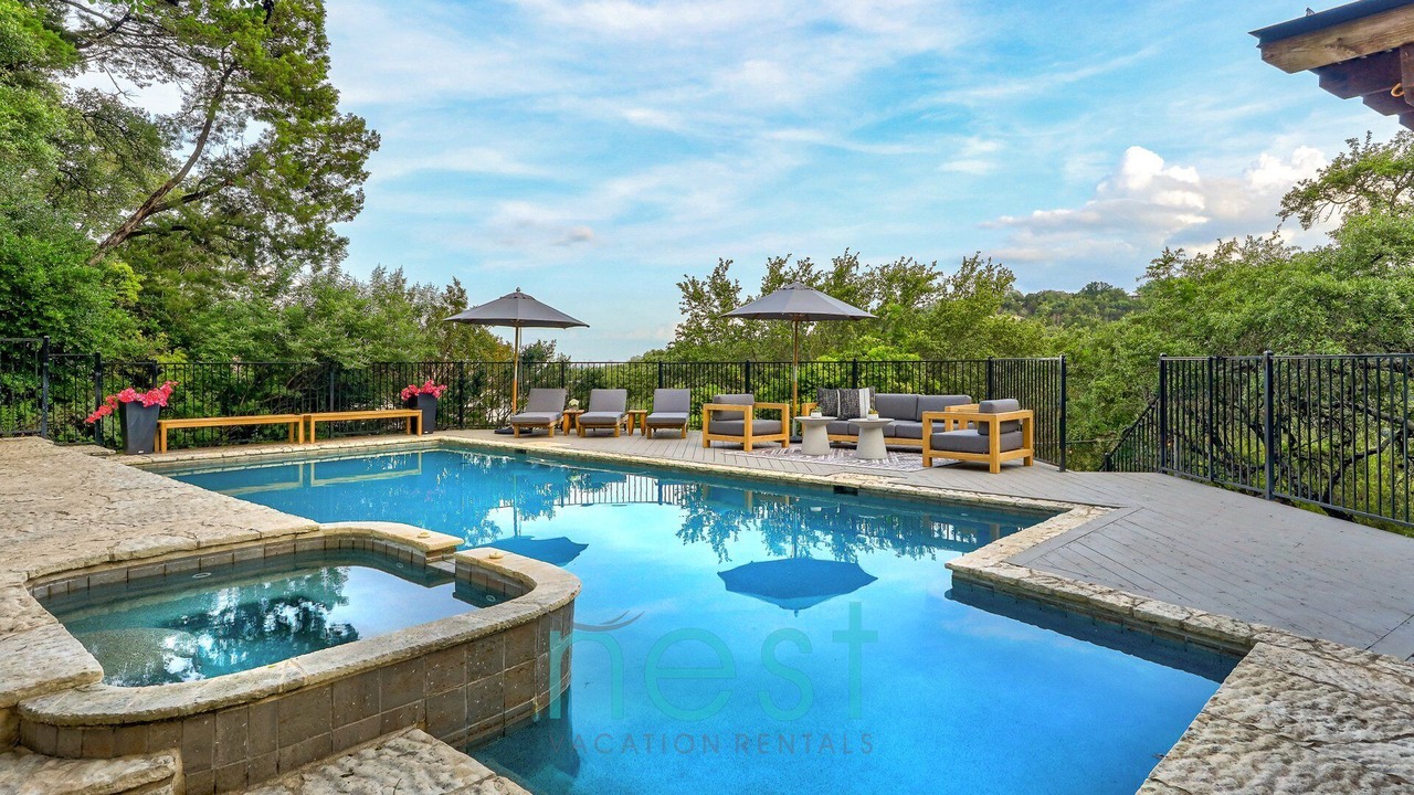 Photo of Outdoor in Westview On Lake Austin