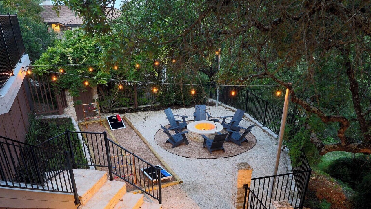 Photo of Outdoor in Westview On Lake Austin