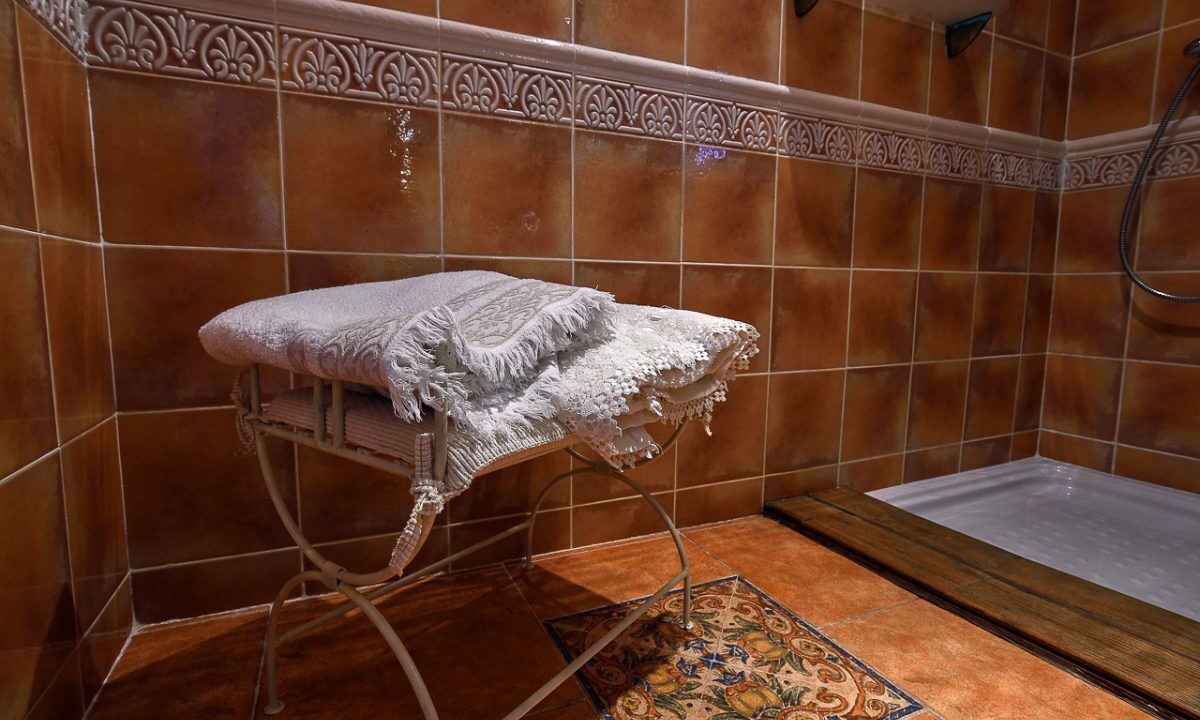 Photo of Bathroom in Casas del Castanar