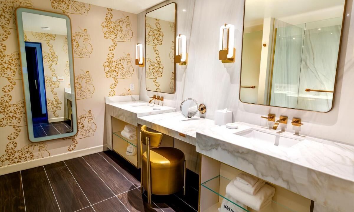 Photo of Bathroom in Downtown Las Vegas