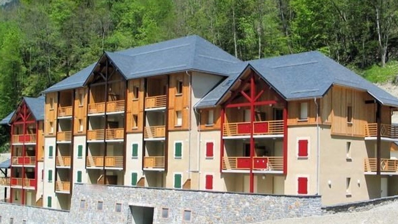 Photo of Outdoor in Sers