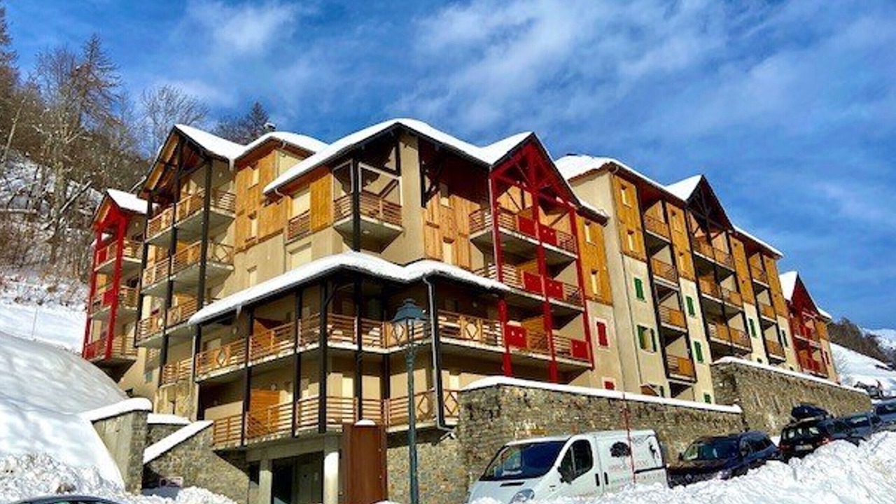 Photo of Outdoor in Sers