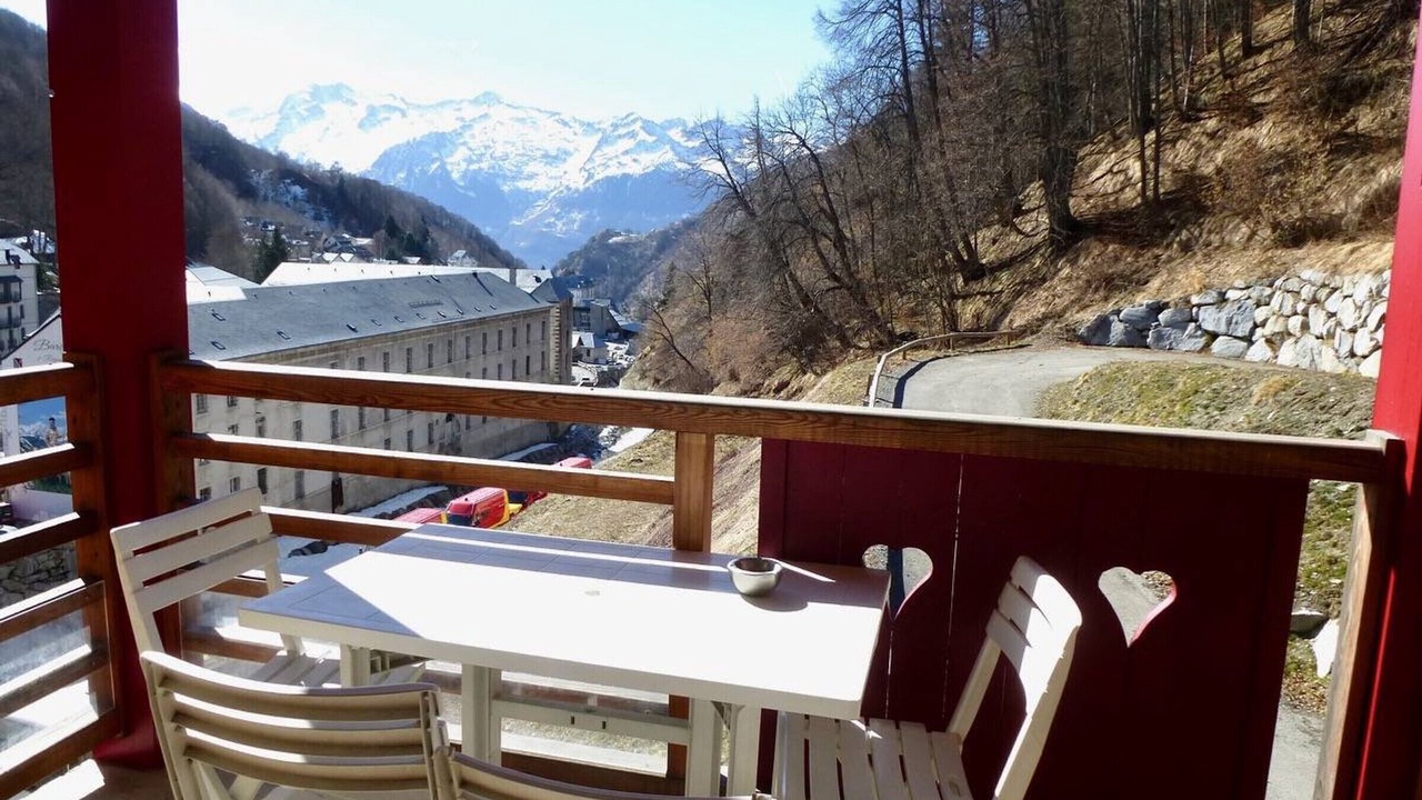 Photo of Outdoor in Sers