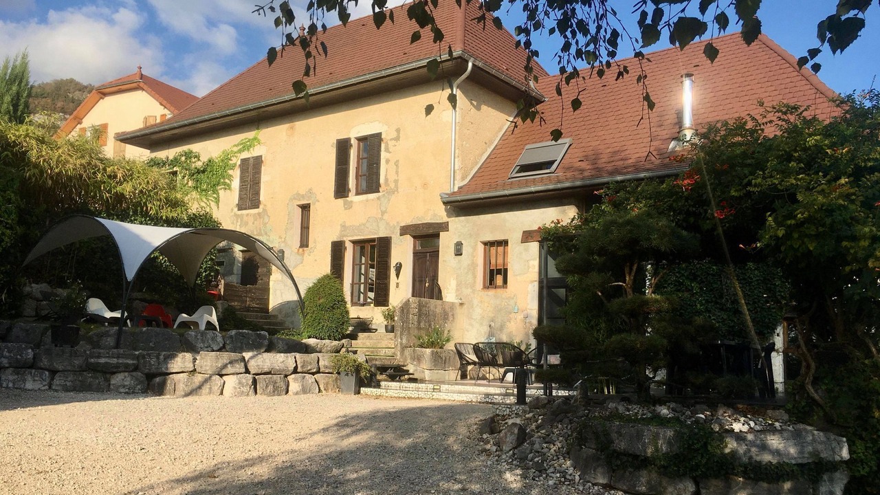Photo of Outdoor in Gresin
