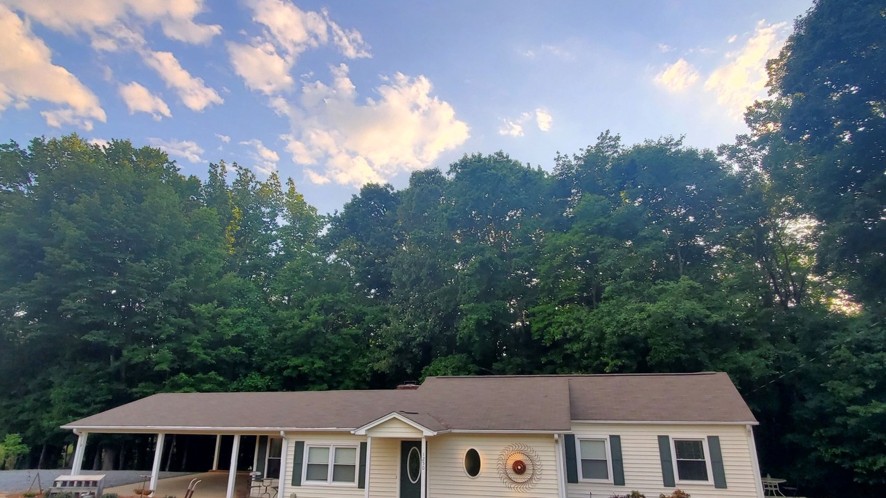 Photo of Outdoor in King