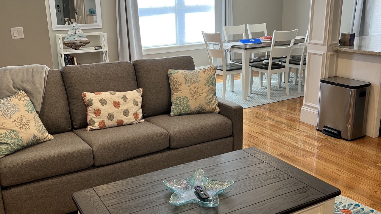 Photo of Livingroom in Yachting Village