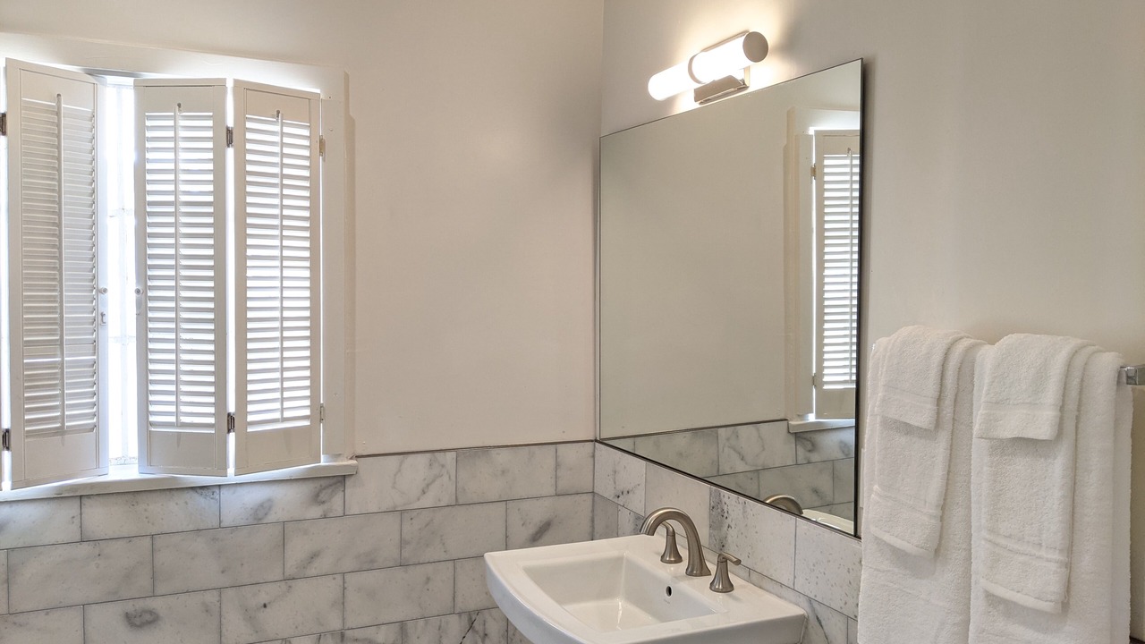 Photo of Bathroom in Alamitos Beach