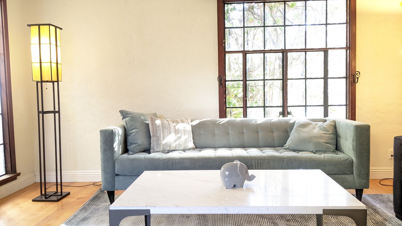 Photo of Livingroom in Alamitos Beach